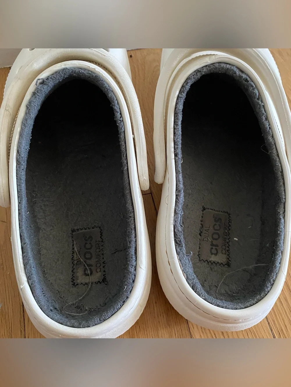 Crocs Classic Faux Fur Lined Clog White Slip On Unisex Women 11 Mens 9 Shoes